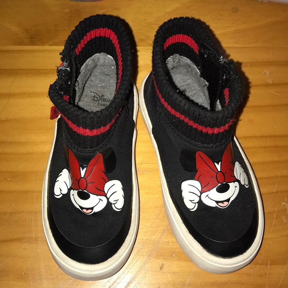 Zara Baby Disney Minnie sneakers size 23 (6)